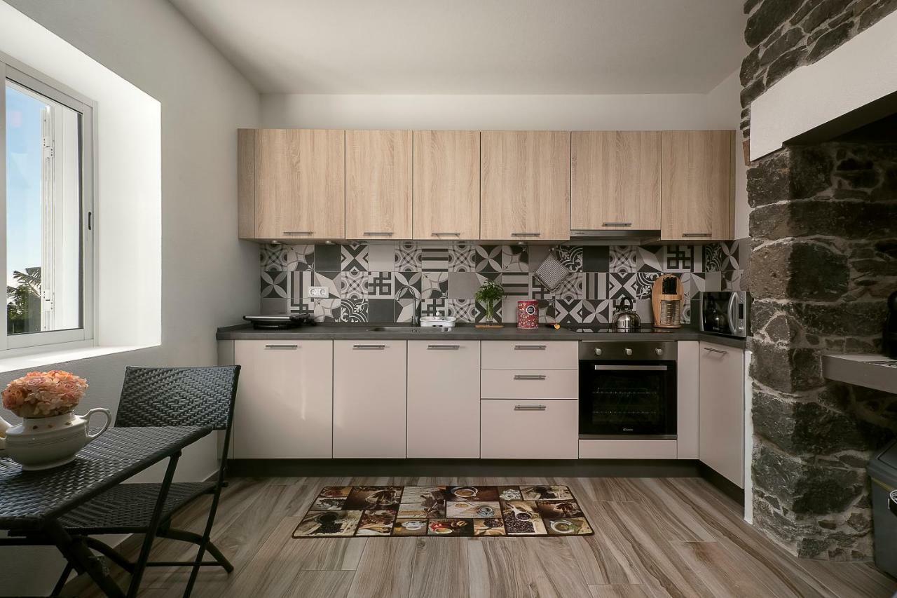 הוילה פונטה דו סול Casa Tiana Madeira מראה חיצוני תמונה
